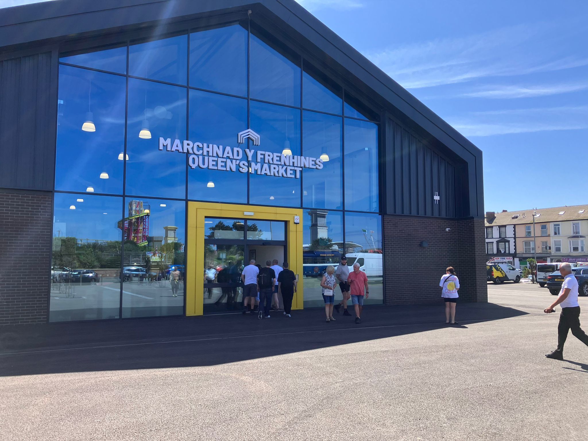 Queens_Market_front
